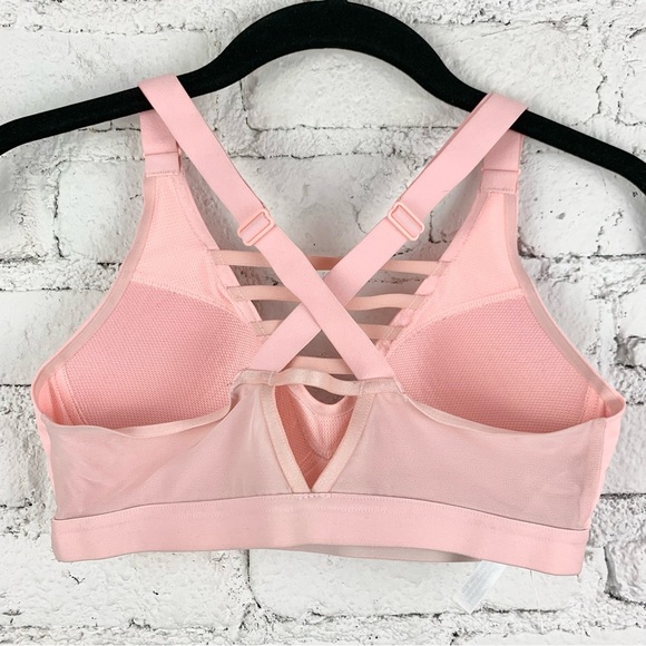 VS Sport Incredible Lightweight Sports Bra Light Pink Strappy Front 34B - Picture 7 of 10